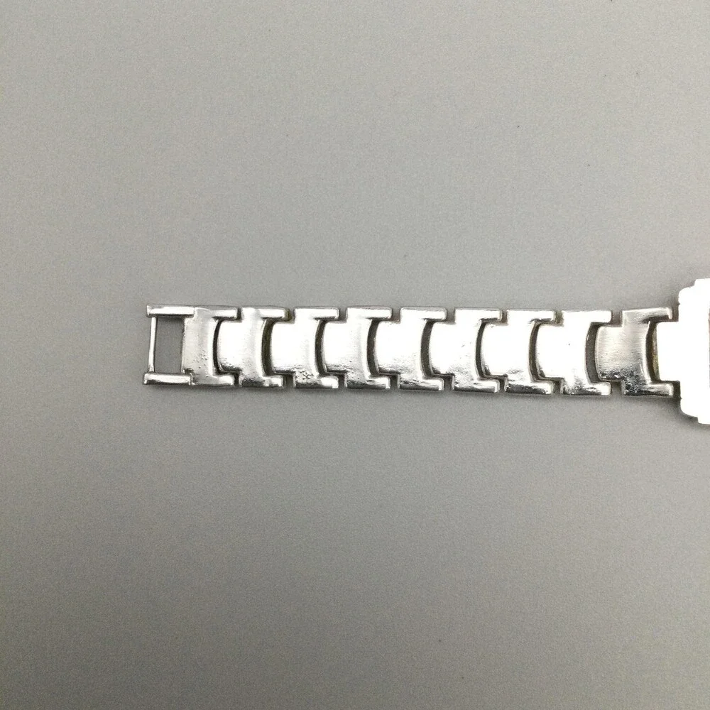 Gruen Womens Watch 19mm Silver Tone White Dial Crystals New Battery 7.5
